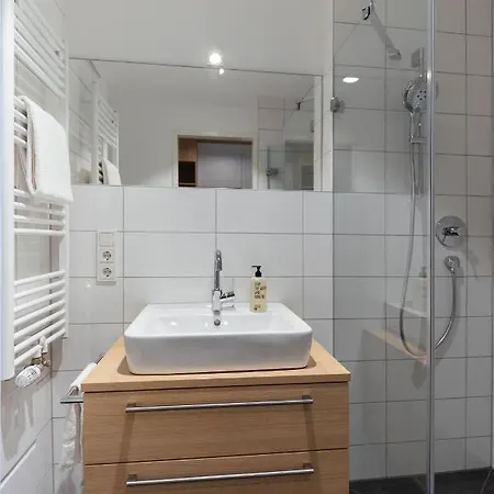 Koncept Neue Horizonte 3* טובינגן