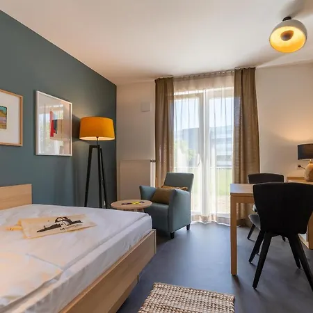 Koncept Neue Horizonte 3* טובינגן